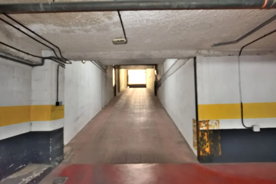 Garaje cubierto céntrico de 23 m²