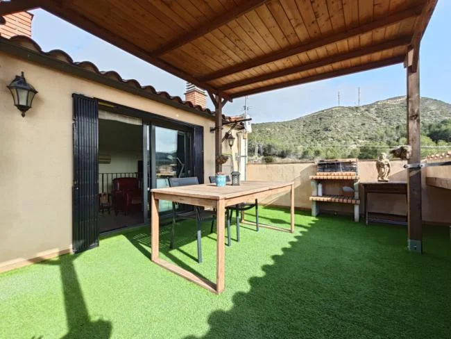 Townhouse near Montserrat, 145 m²