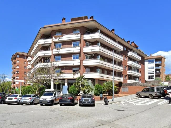 Three-bedroom flat in Bases Manresa