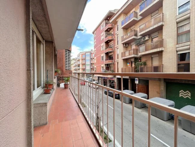 Piso céntrico en Manresa, tres habitaciones