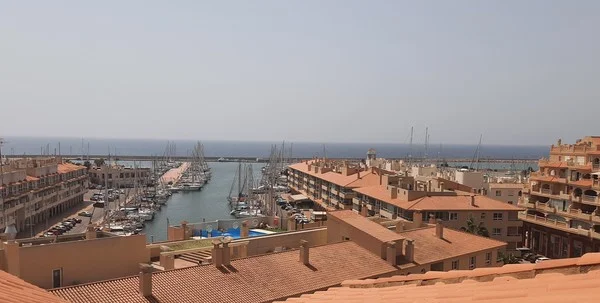 Dúplex de dos dormitorios en el puerto de Almerimar
