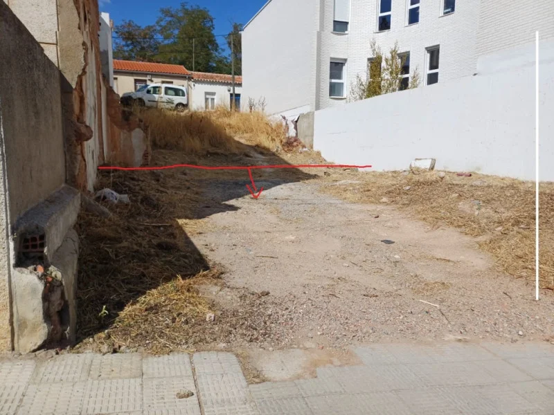 Solar urbano en Vistahermosa de 121 m²
