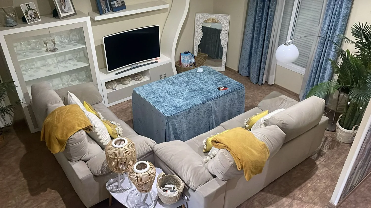 Furnished townhouse with three bedrooms