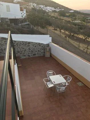 Reformed furnished house in Feria