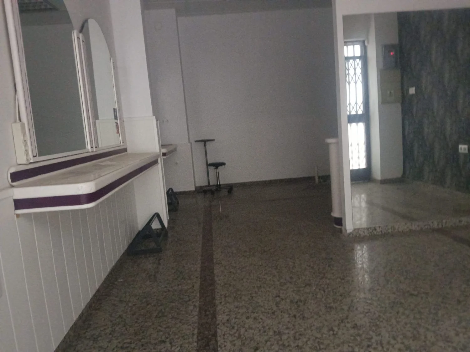 Hair salon premises in central Almendralejo