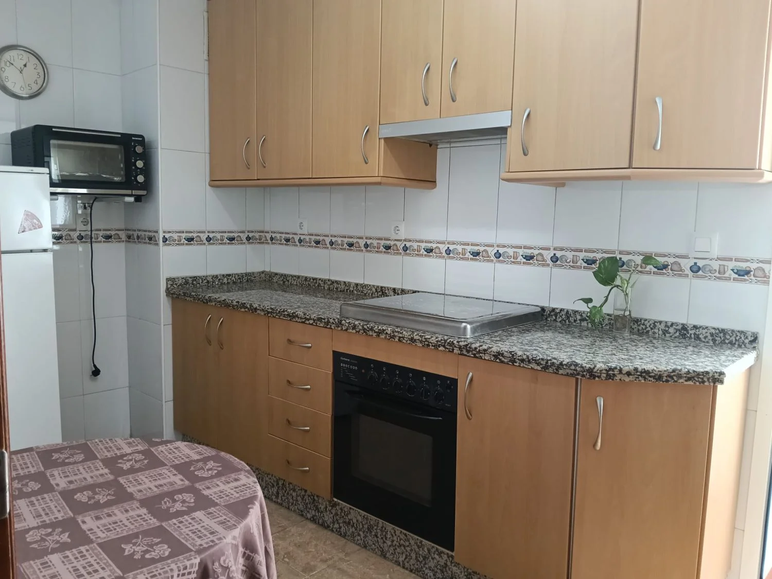 Bright four-bedroom flat near centre