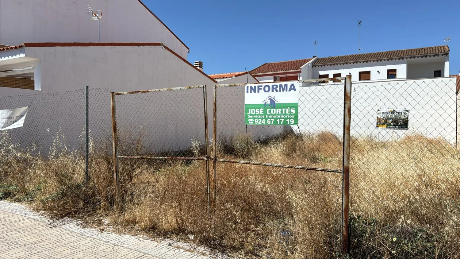 Almendralejo residential plot, 172 m²