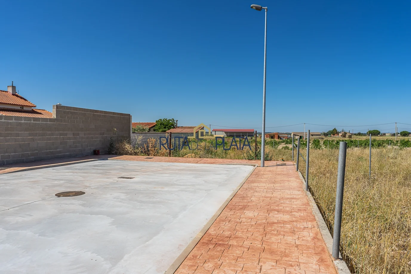 Parcela urbana cerca de Zamora, 763 m²