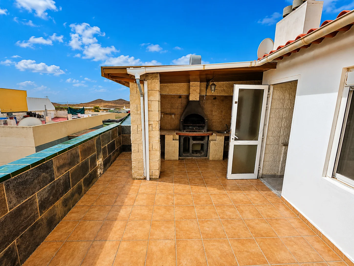 Triplex en Guargacho, tres habitaciones