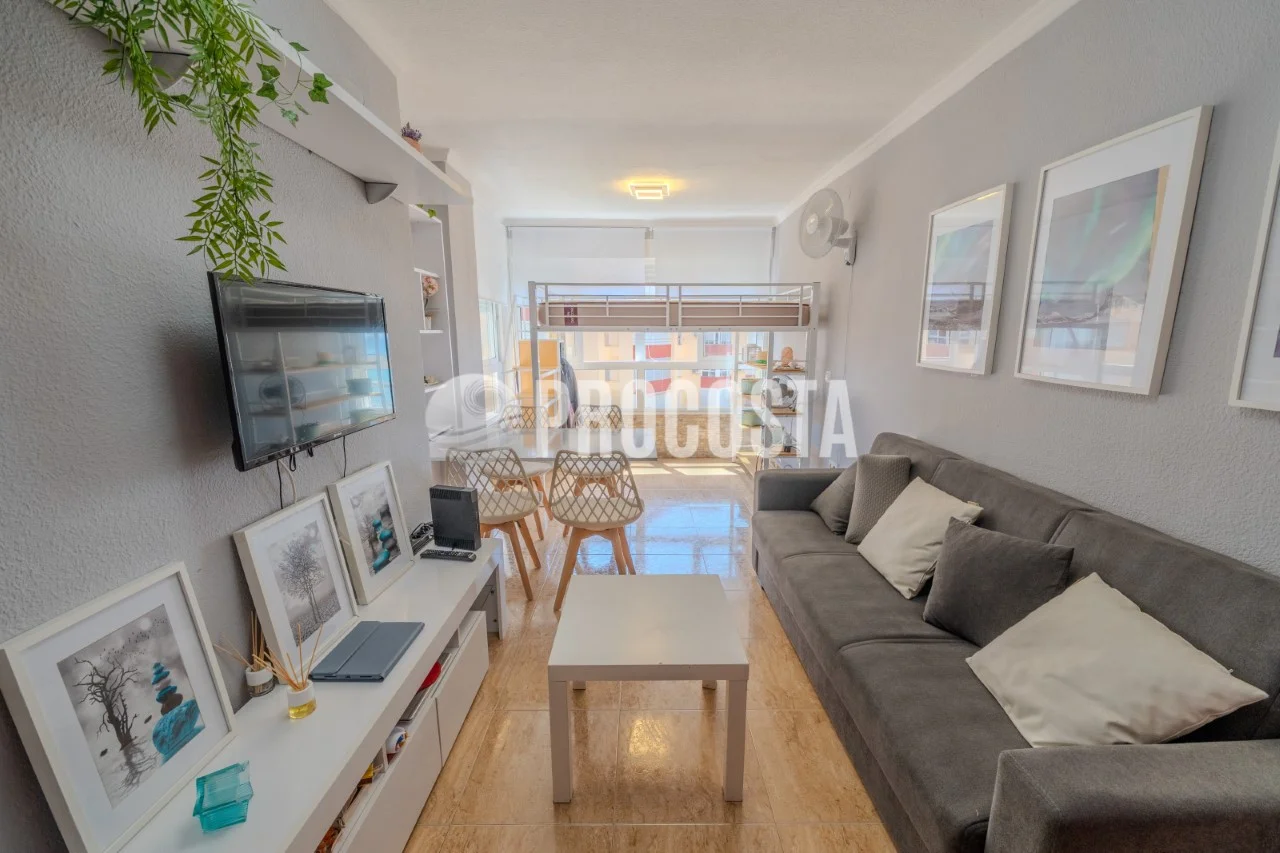 Estudio con vistas al mar en Torrox Costa