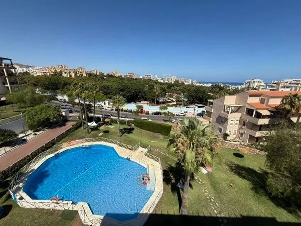 Piso con vistas al mar junto al parque, 2 dormitorios