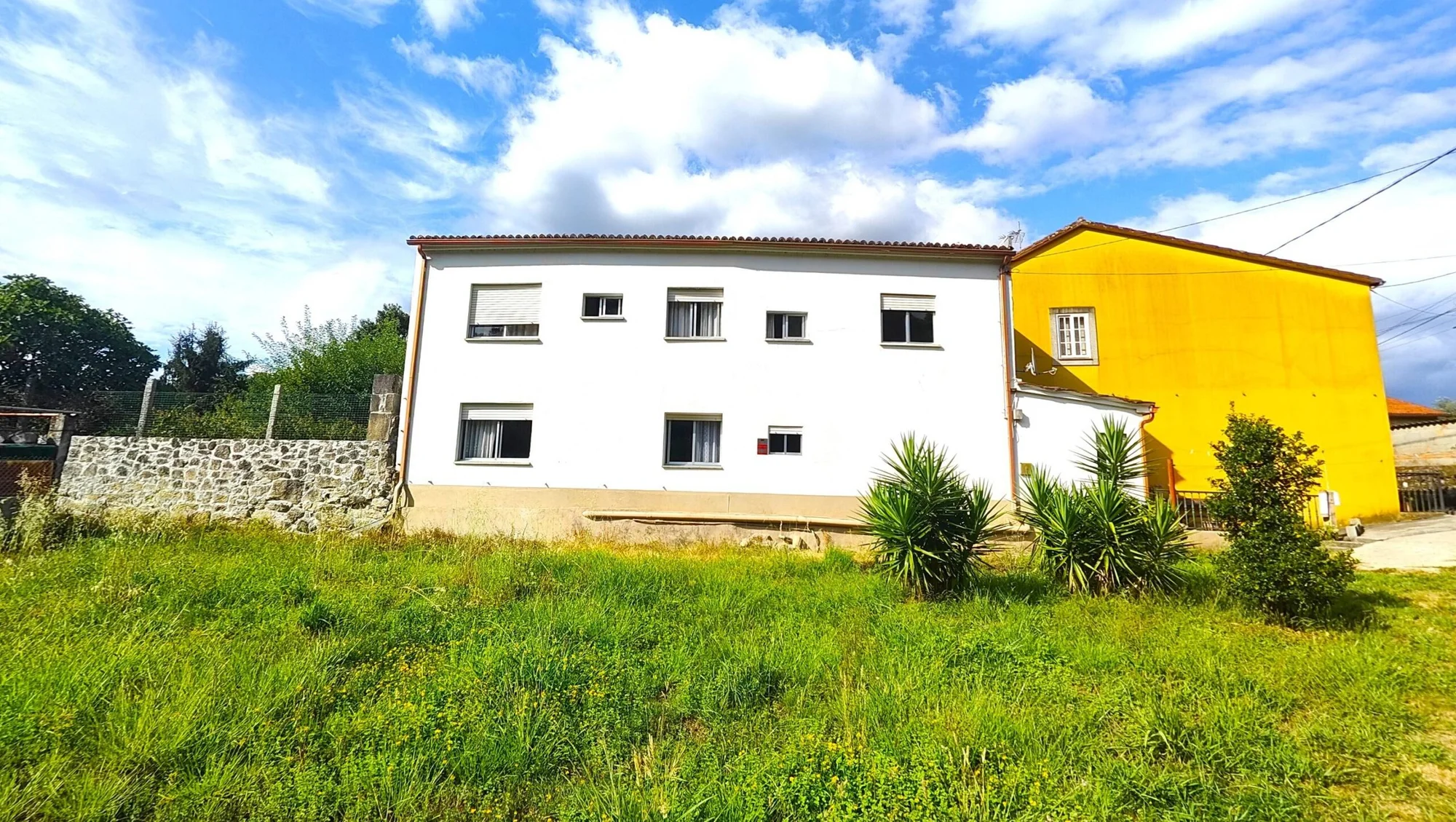 Casa amplia en Santiago para reformar