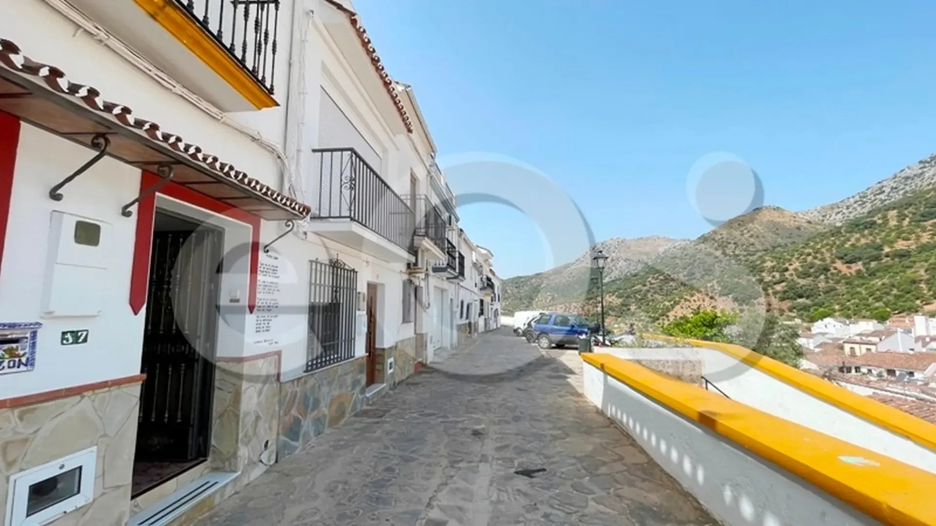 Adosado con terraza privada en naturaleza