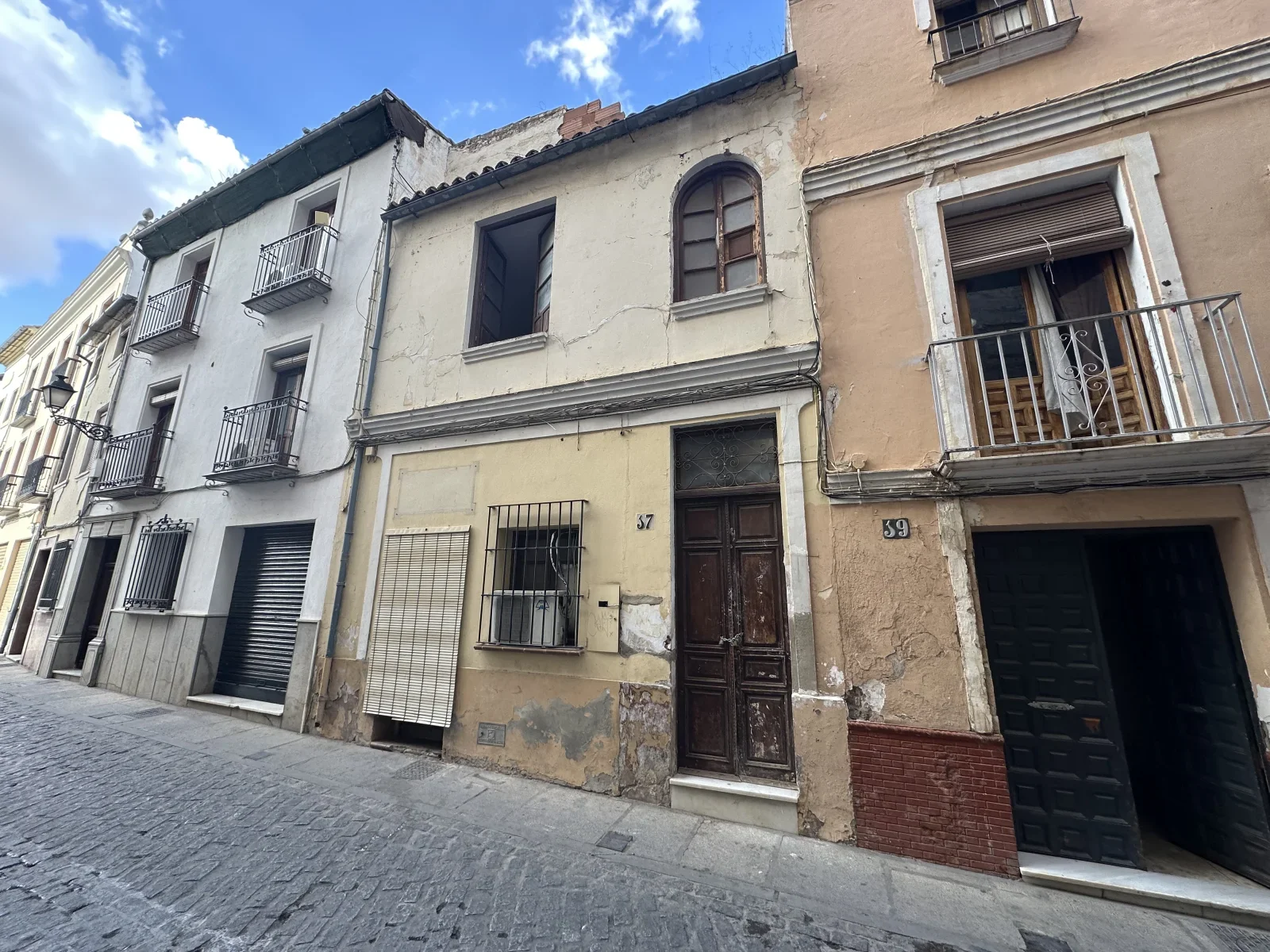 Solar urbano en casco histórico de Antequera