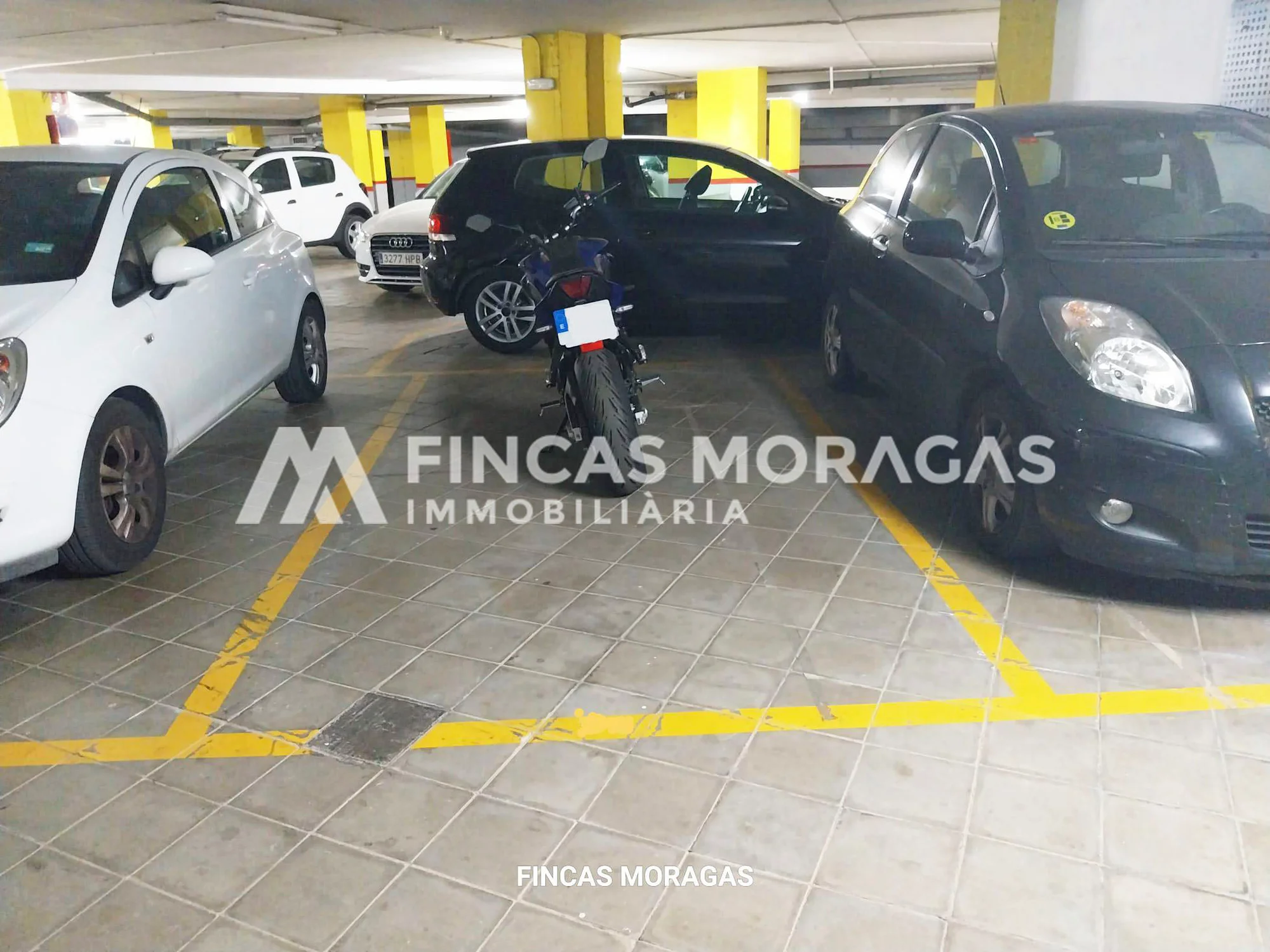 Sant Cugat Estació parking, 11 m²