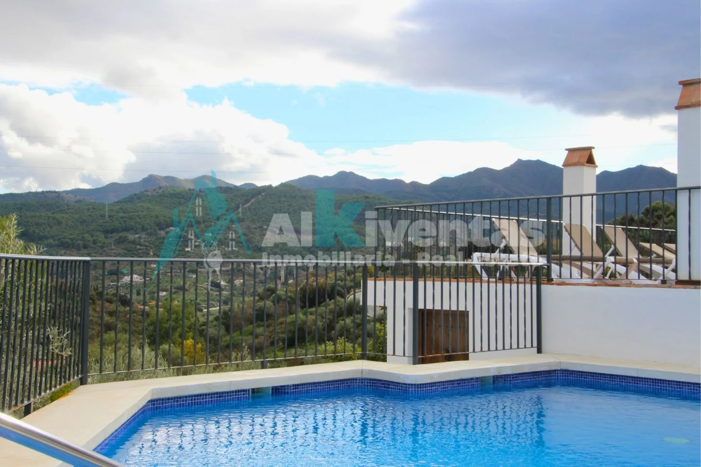 Chalet en Monda con licencia de turismo rural