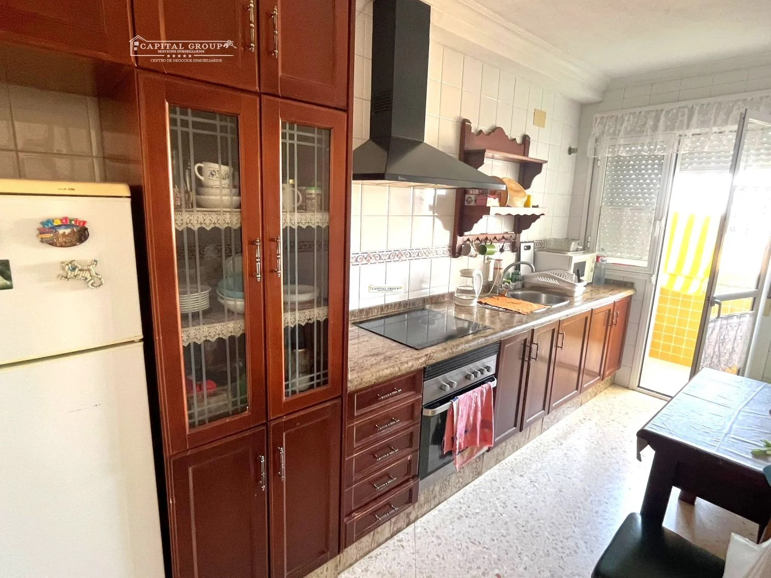 Exterior three-bedroom flat in Moguer