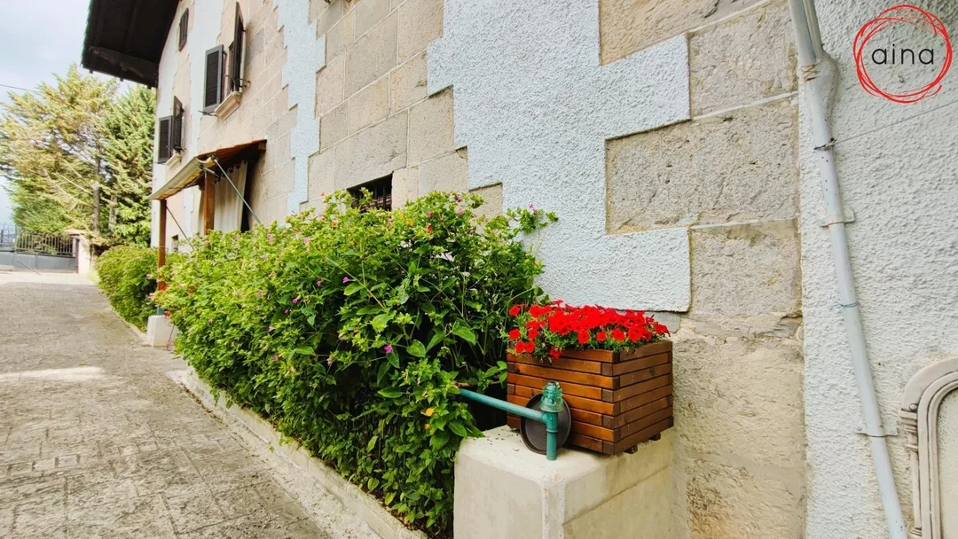 Reformed farmhouse near Pamplona, 1,093 m²