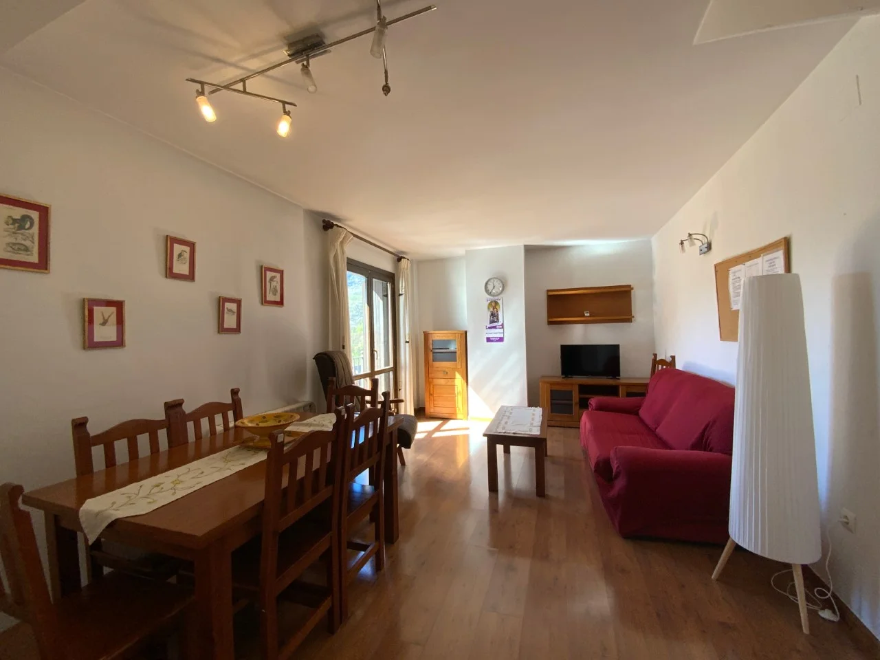 Excellent three-bedroom apartment in Sahún