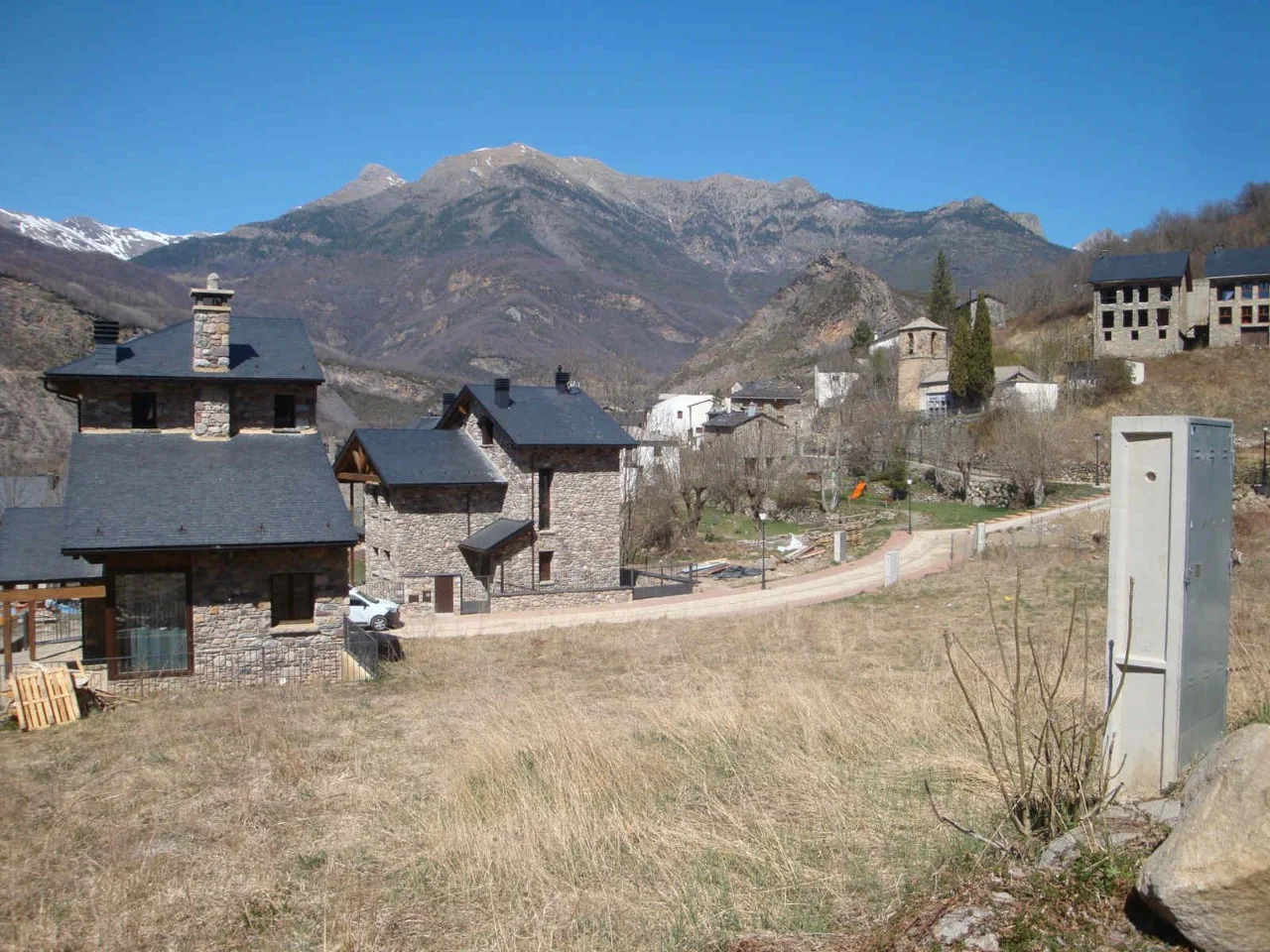 Parcela urbana en Sesué, 123 m² edificables