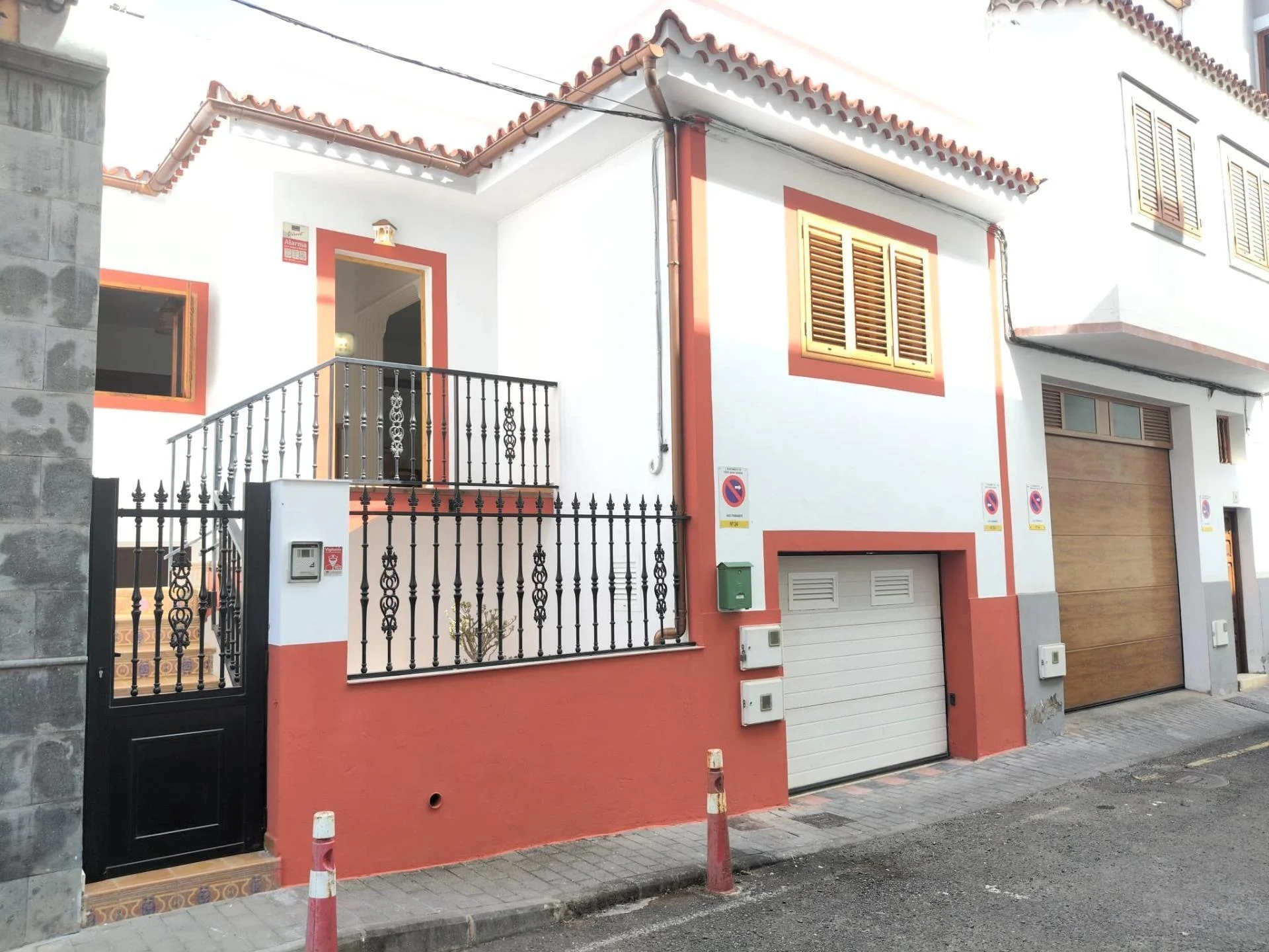 Renovated Teror chalet with two-car garage