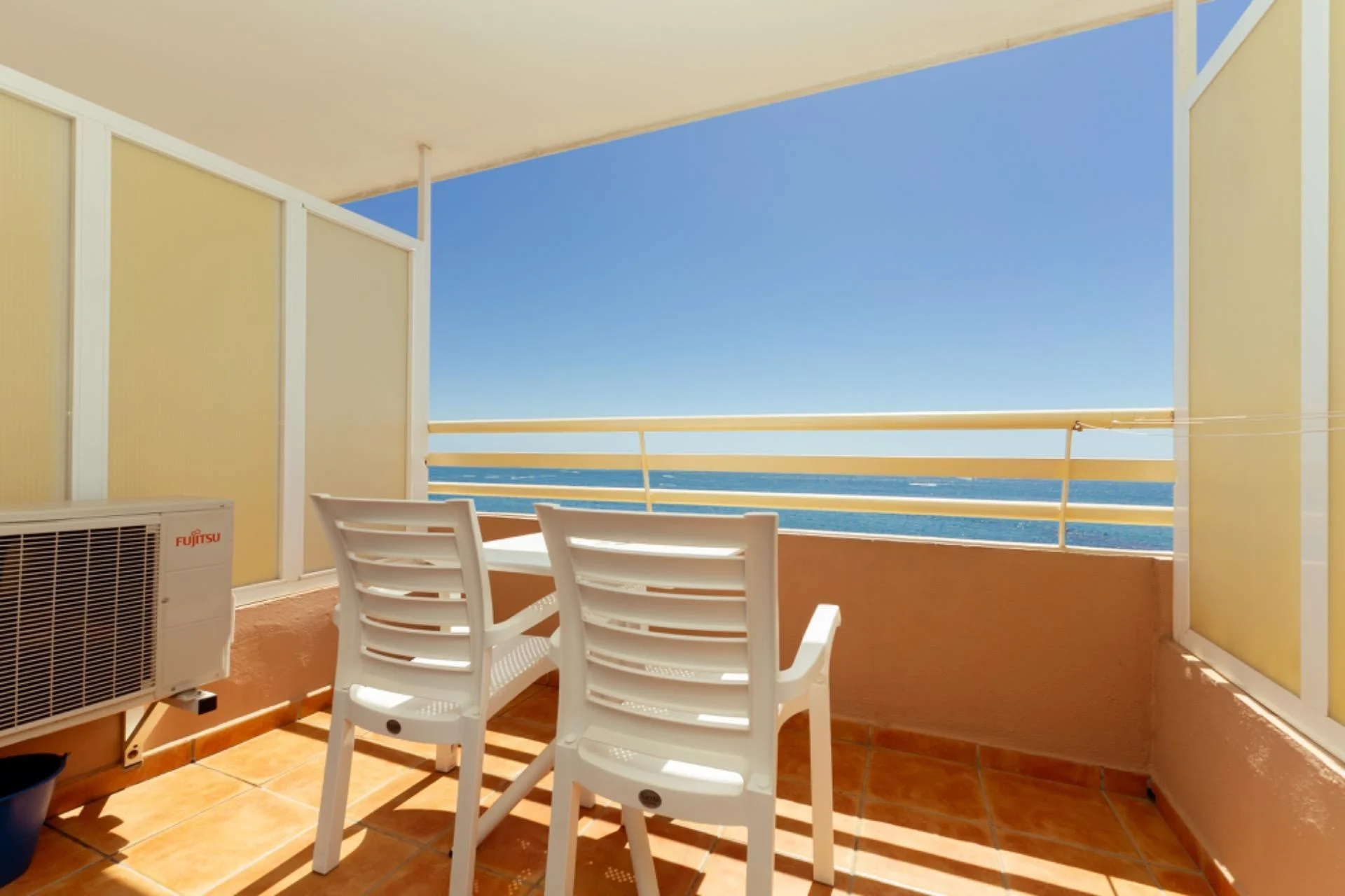Beachfront studio with tourist license