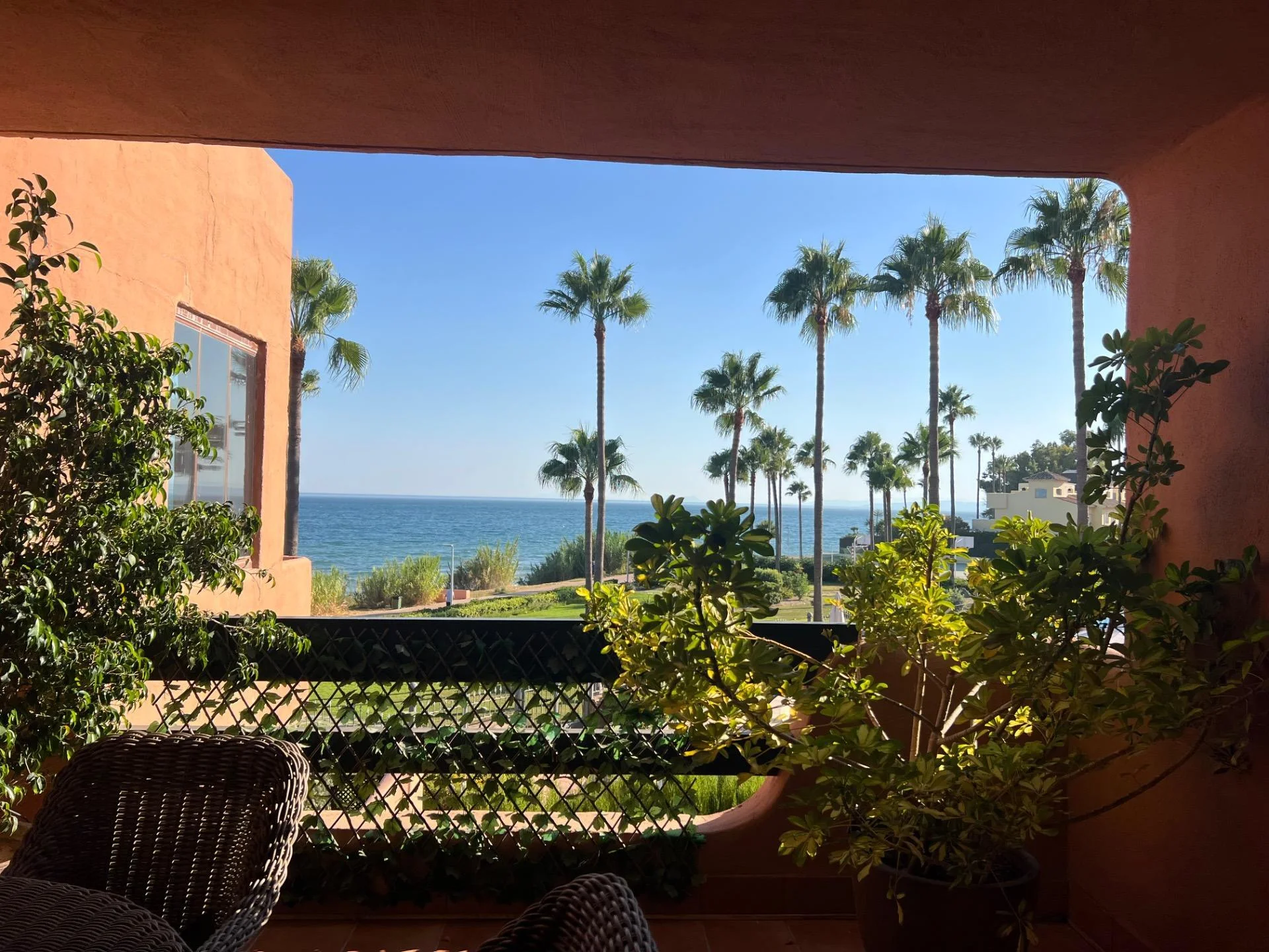 Beachfront Estepona apartment, 3 bedrooms