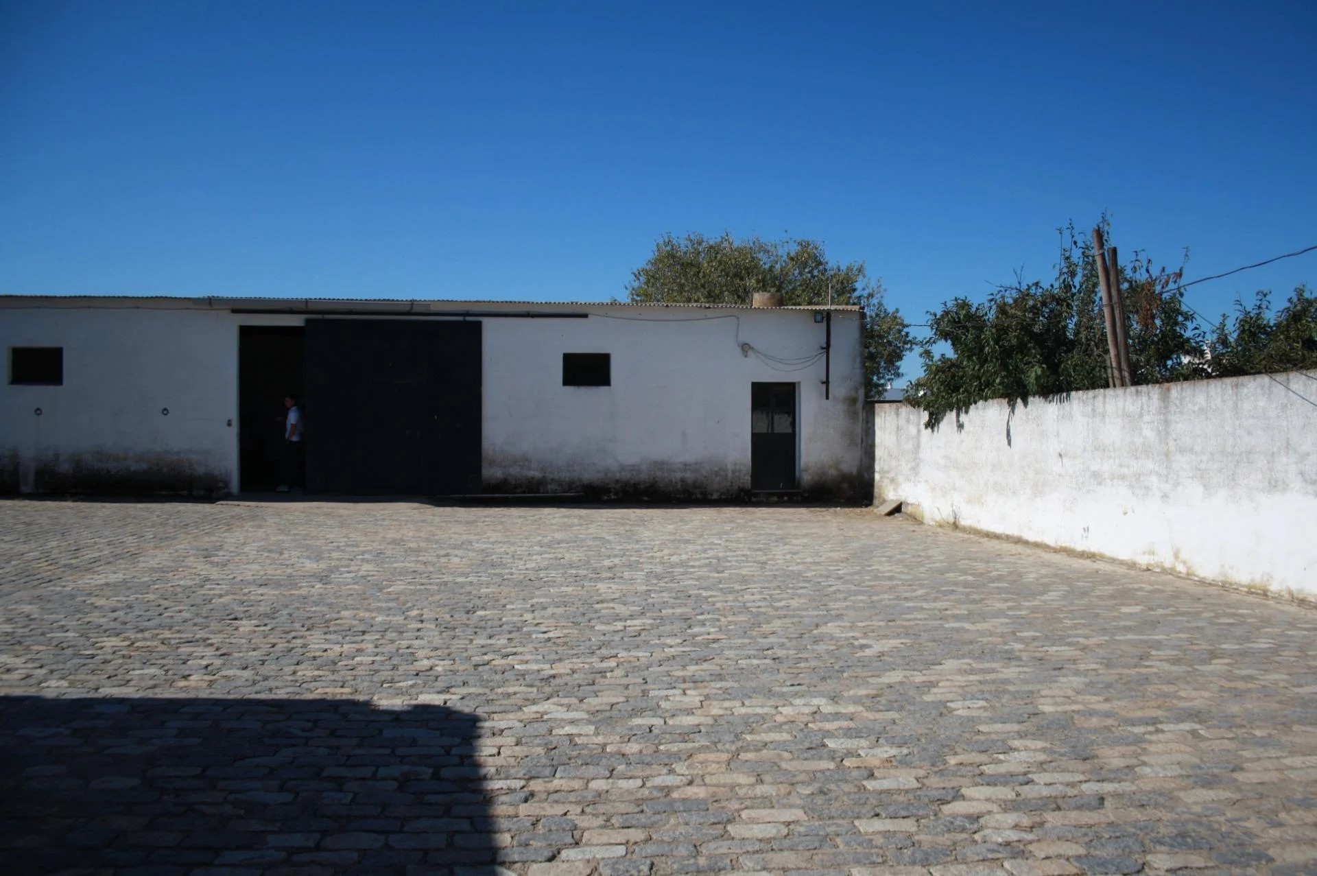 Urban town-centre plot, 600 m²