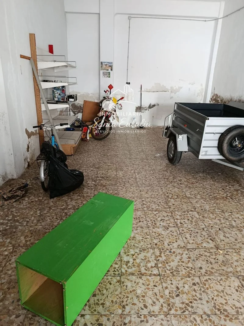 Spacious private garage in Mérida