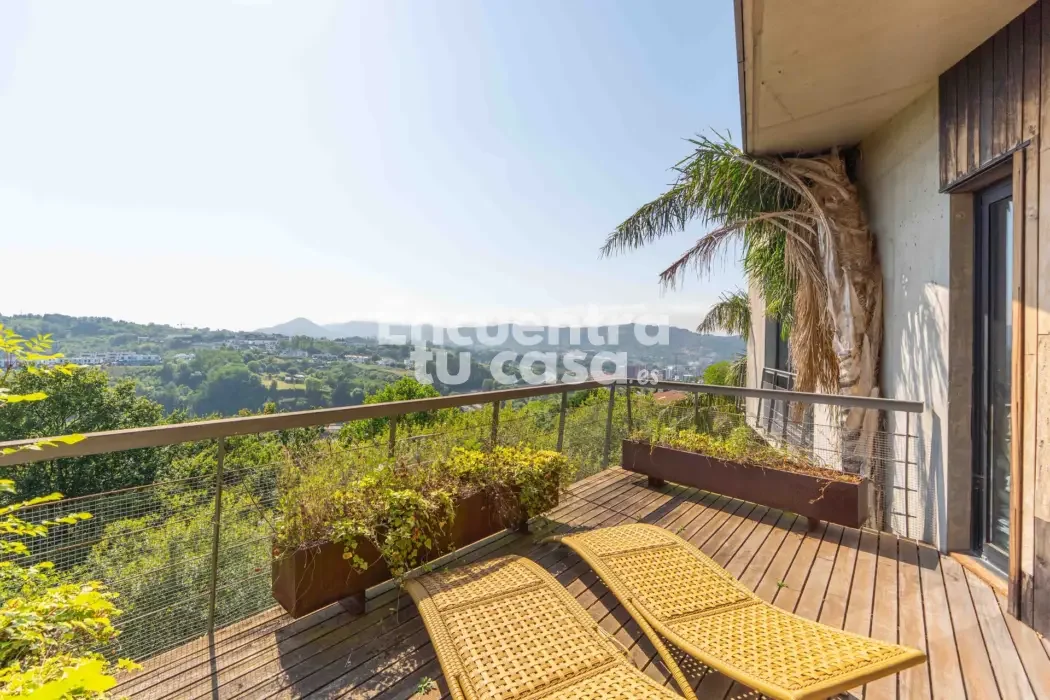 Casa de lujo en Oriamendi con spa privado