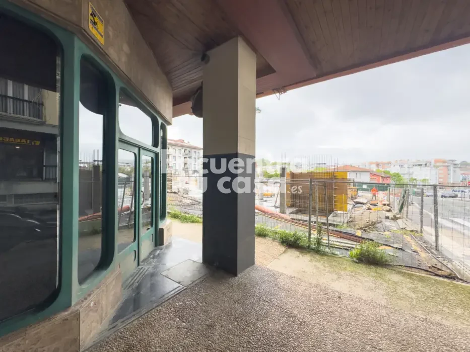 Local comercial en Azkenportu, 94 m²
