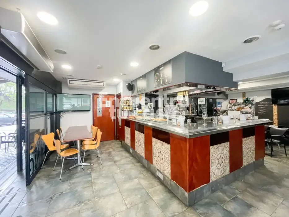 Operating licensed bar in Anaka