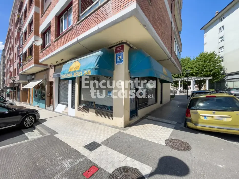 Local comercial a pie de calle en San Miguel