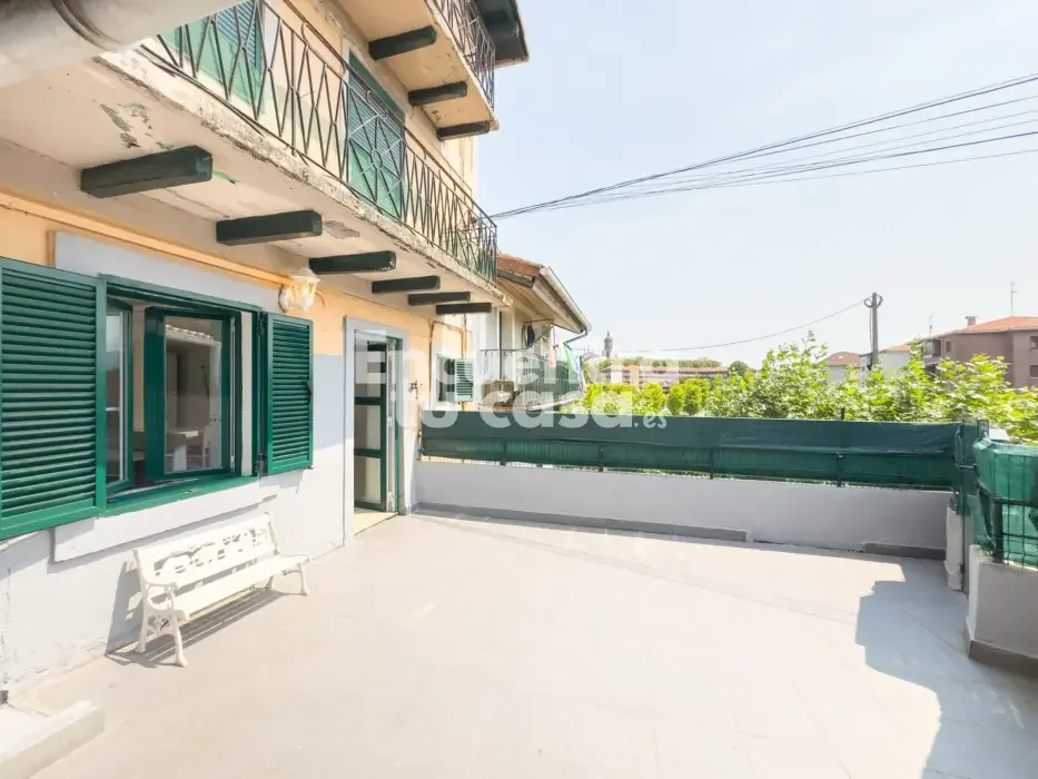 Piso en Amute con terraza de 20 m²