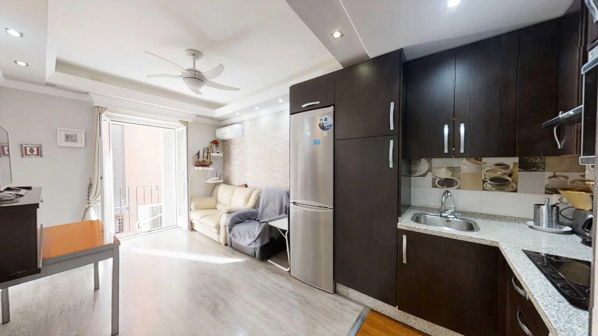 Reformed Málaga flat, three bedrooms