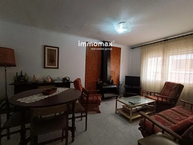 Village house in Torrelles, 2 bedrooms