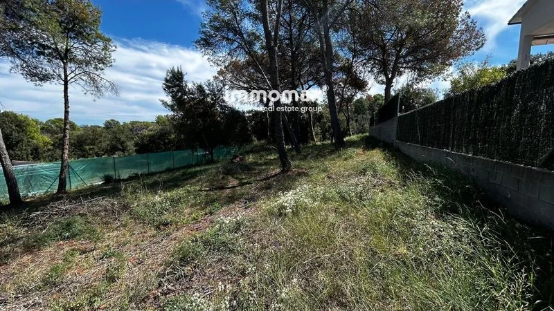 Gran parcela en Can Farell, 1.103 m²