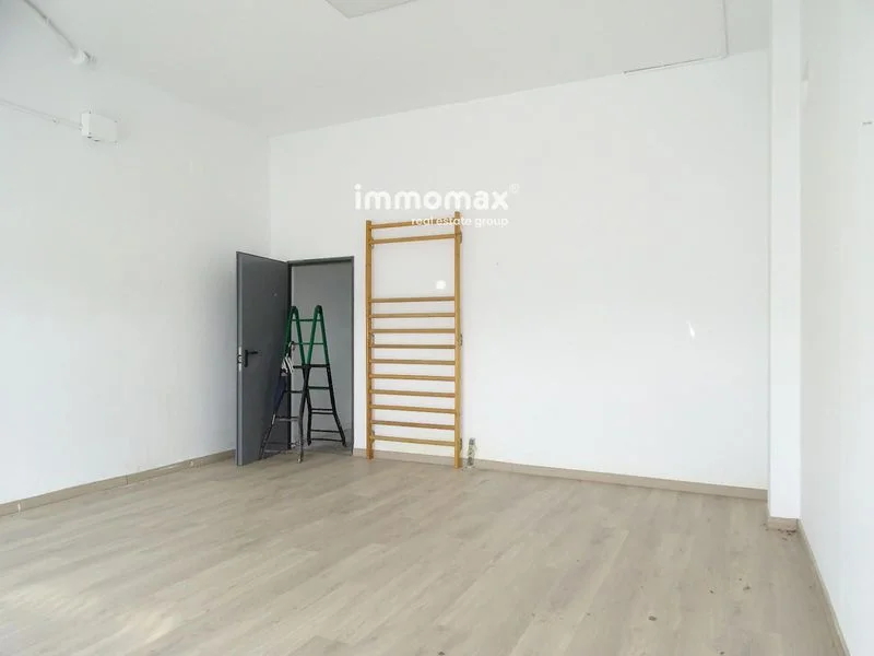 Local comercial en Ferreries, 161 m²