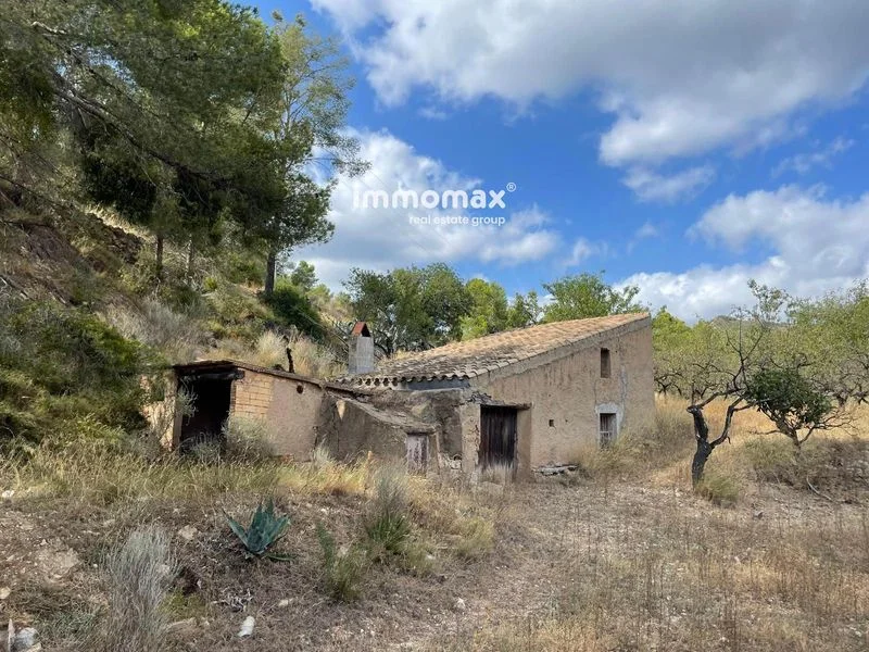 Rural plot near Paüls, 23,080 m²