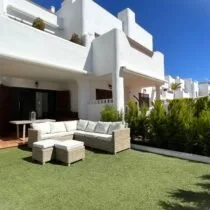 Furnished beachfront apartment, private garden