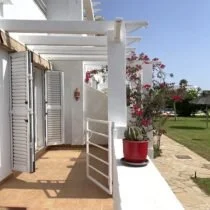 Ground-floor Mojacar apartment, three bedrooms