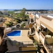 Bright Palomares apartment with solarium