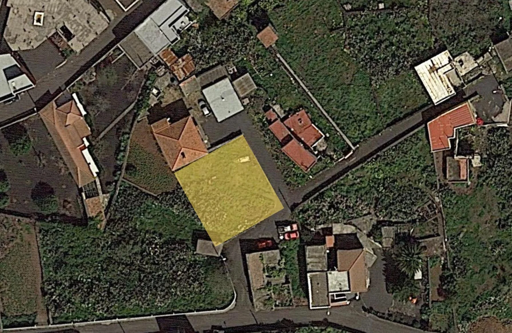 Urban plot with 360 m² buildability