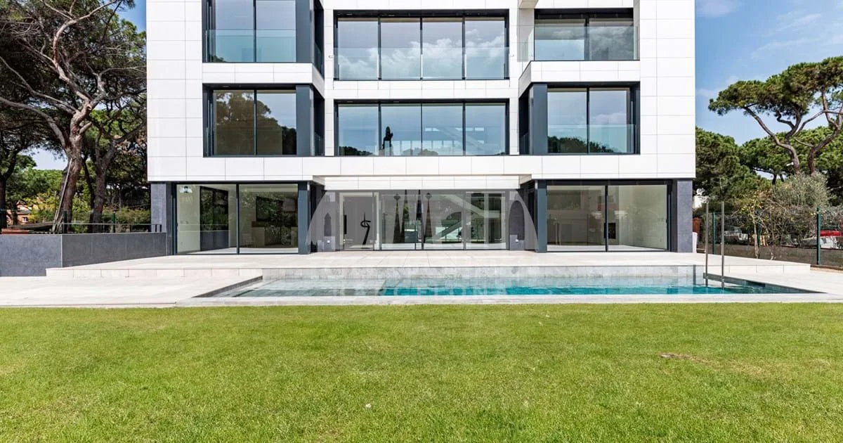 Villa de obra nueva en Gavà Mar, 716 m²