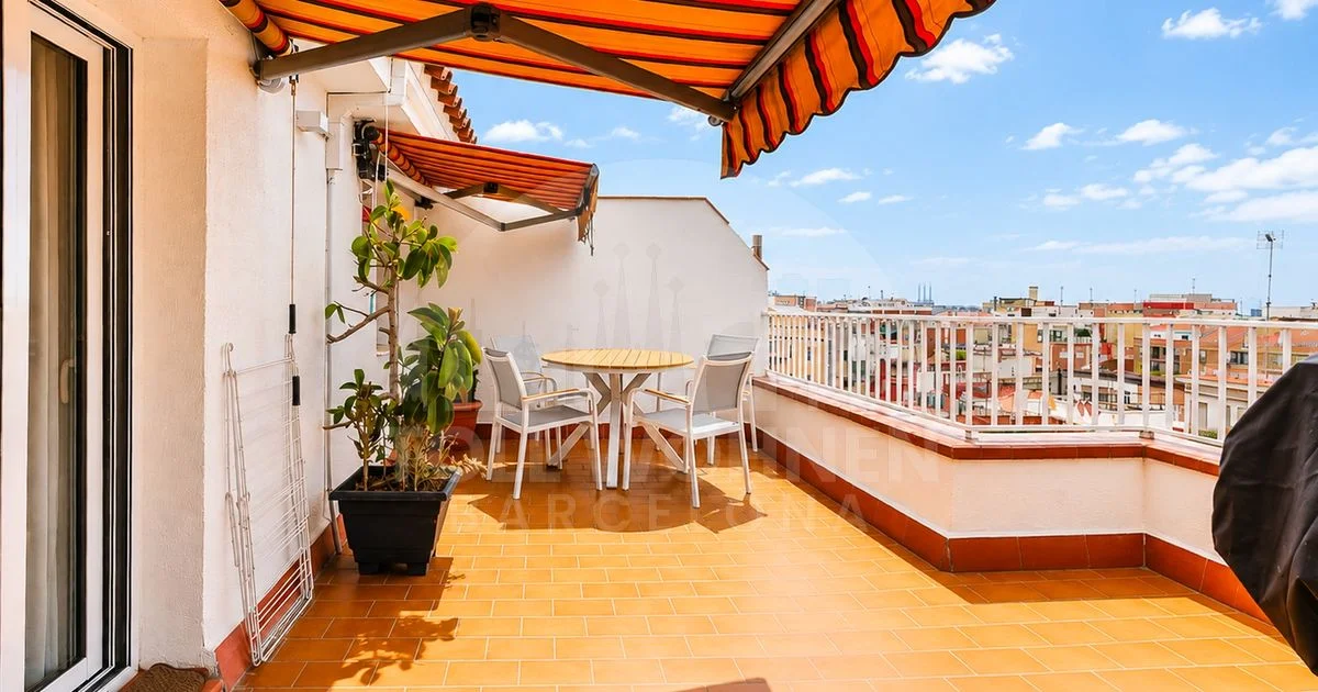 Renovated duplex penthouse with terraces