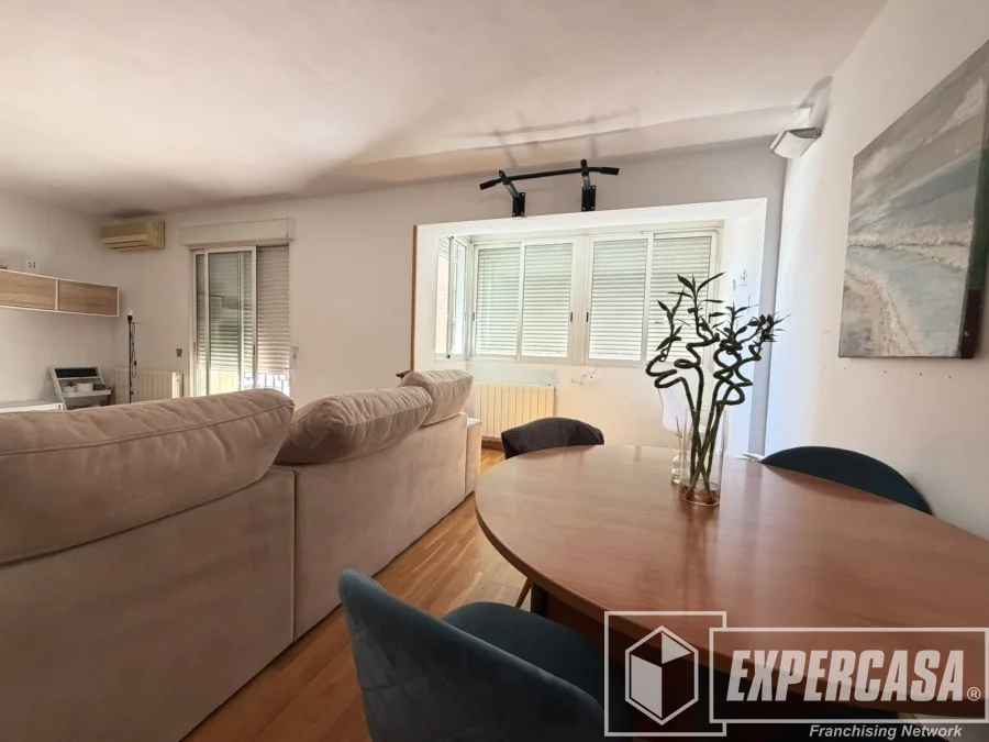 Renovated Benetússer flat, two bedrooms