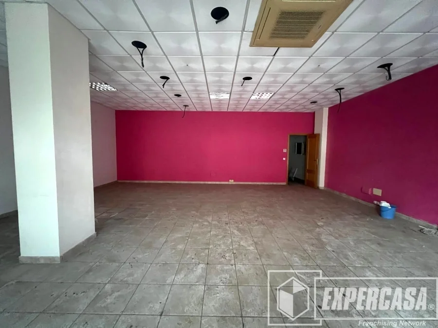 Open-plan commercial unit in Torrent