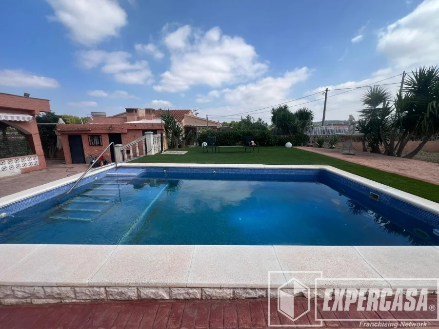 Real chalet with pool, 5 bedrooms