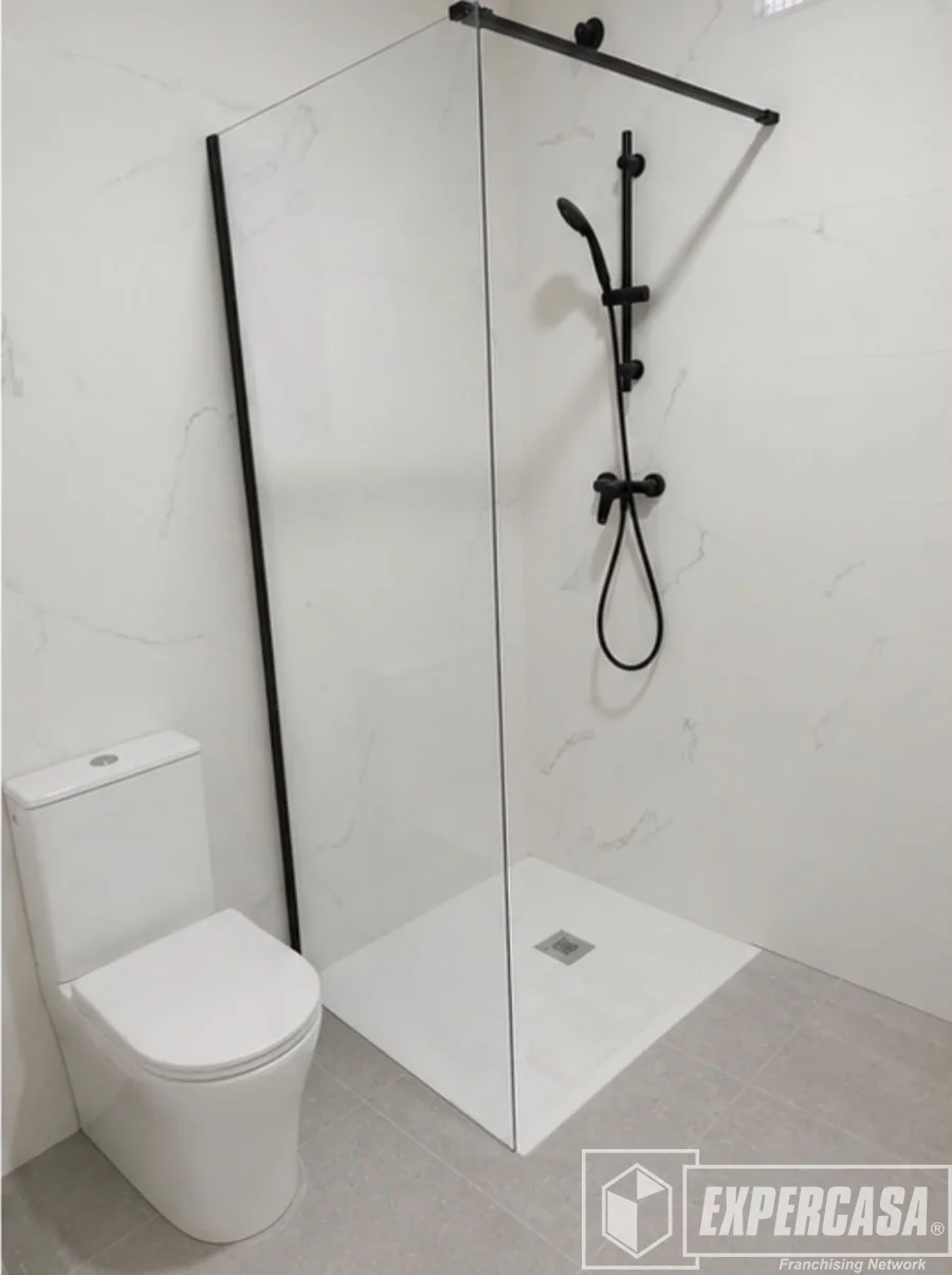 Reformed four-bedroom flat in Algemesí
