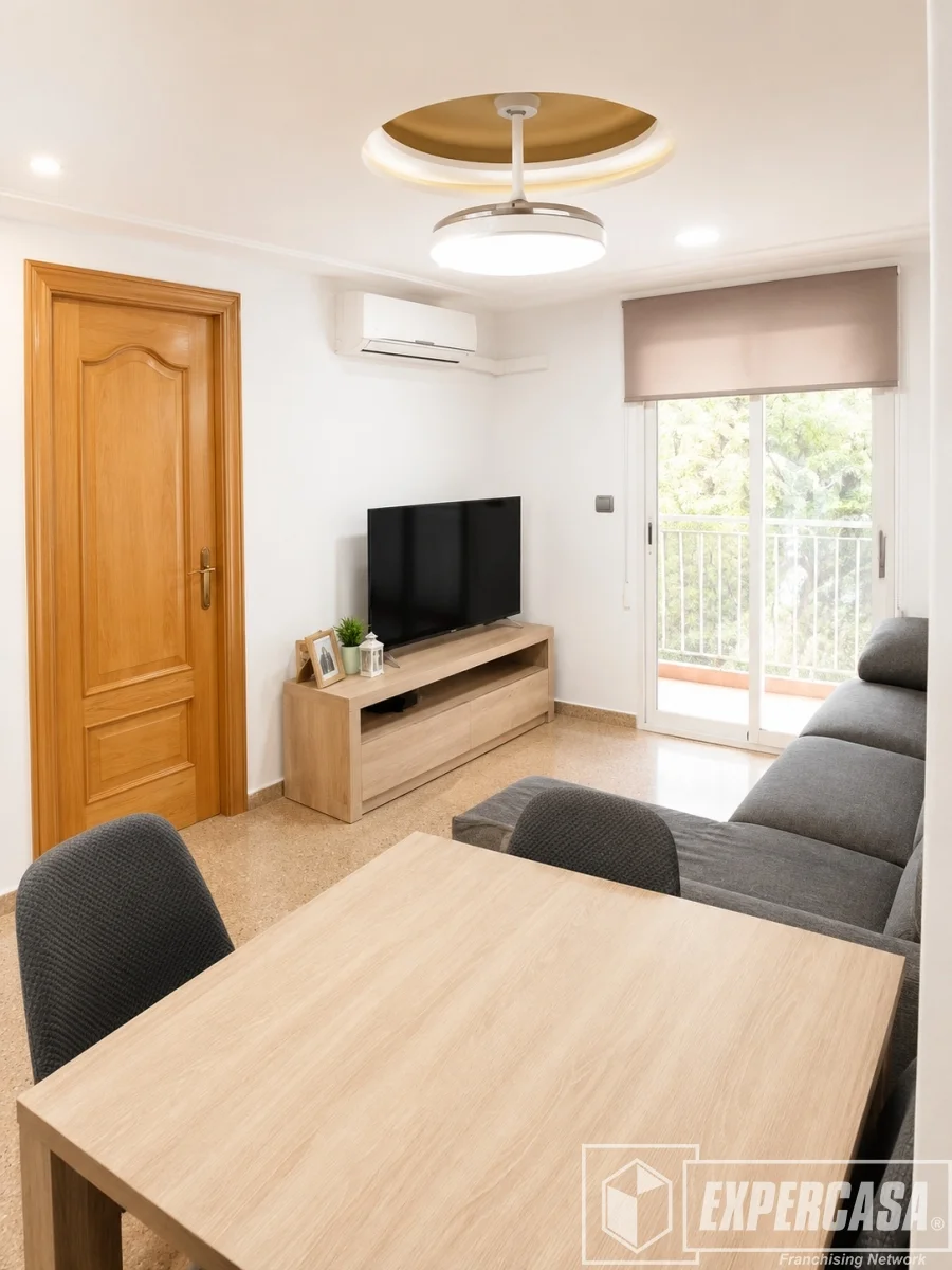 Bright three-bedroom flat in Concordia